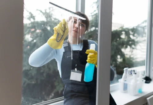 Nettoyage de vitres intérieures et extérieures à Saint-Gal